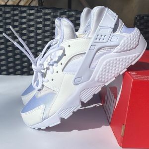 Nike Women's Air Huarache Run Shoes - White